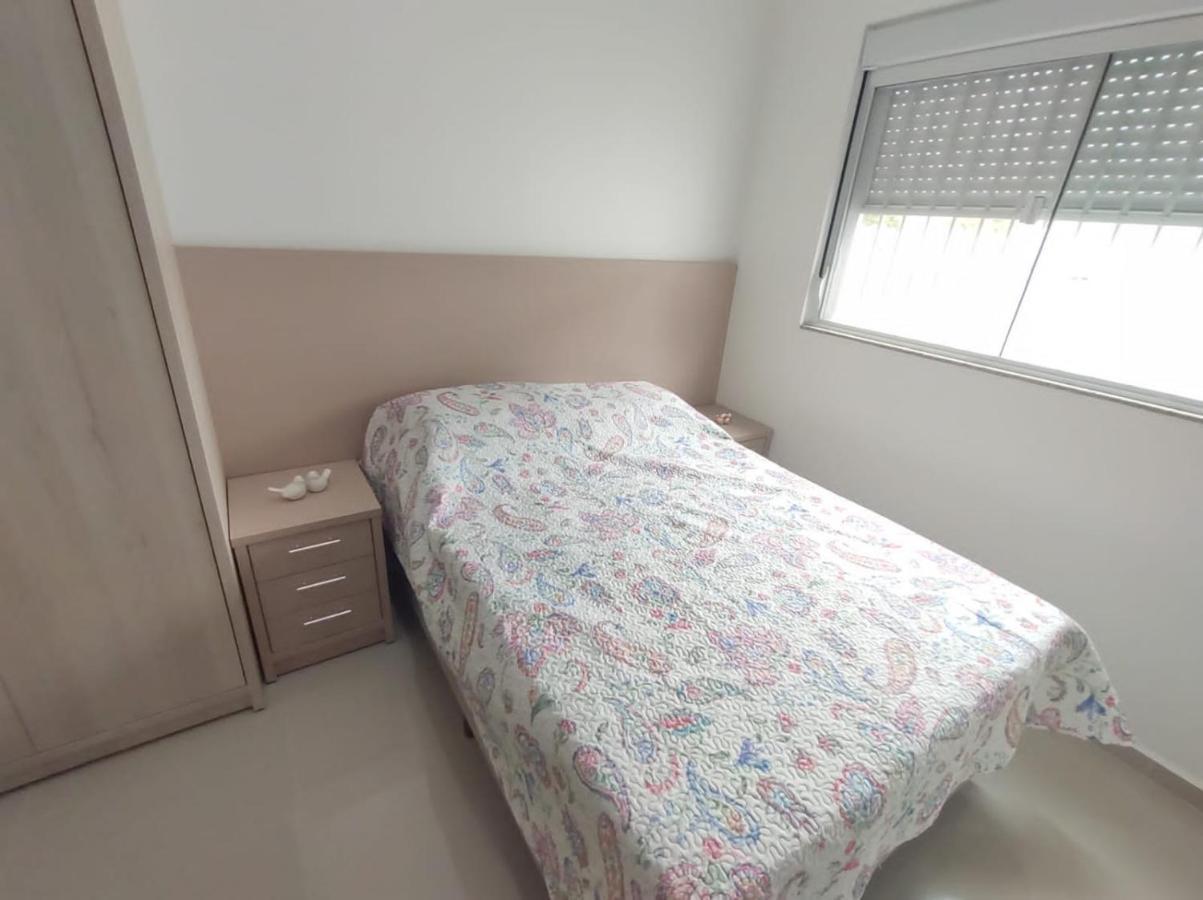 Apartamento Aconchegante A 200 Metros Da Praia Florianopolis Exterior photo